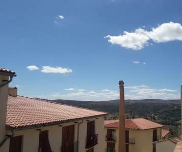 Atic Sant Julia Apartment Morella Exterior photo